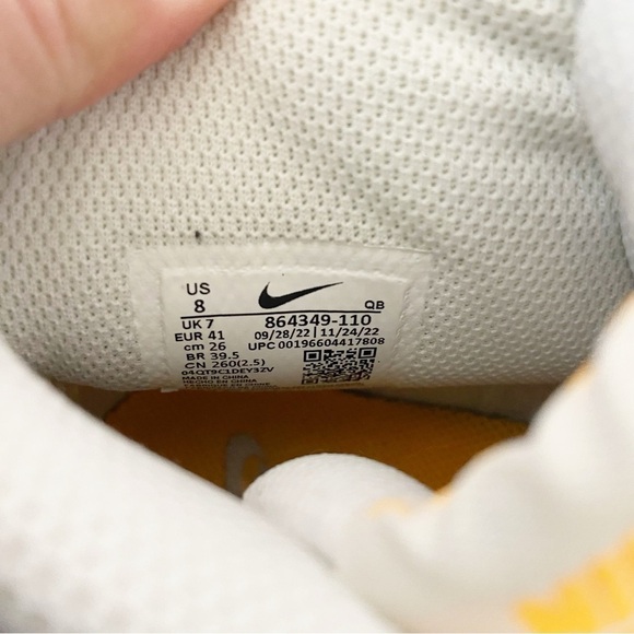 Nike | Men’s SB Blazer Mid Summit White/Laser Orange High Top Sneakers Size 8 - Picture 4 of 12